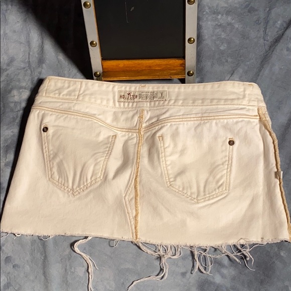 Hollister Distressed Mini Skirt - Picture 14 of 16